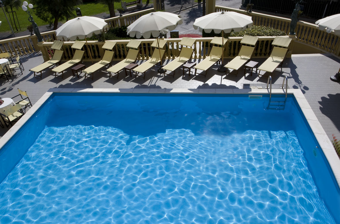 Hotel Vittoria Pesaro Facilities photo A swimming pool